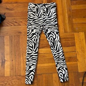 Zara Black and White Zebra Print Skinny Pants